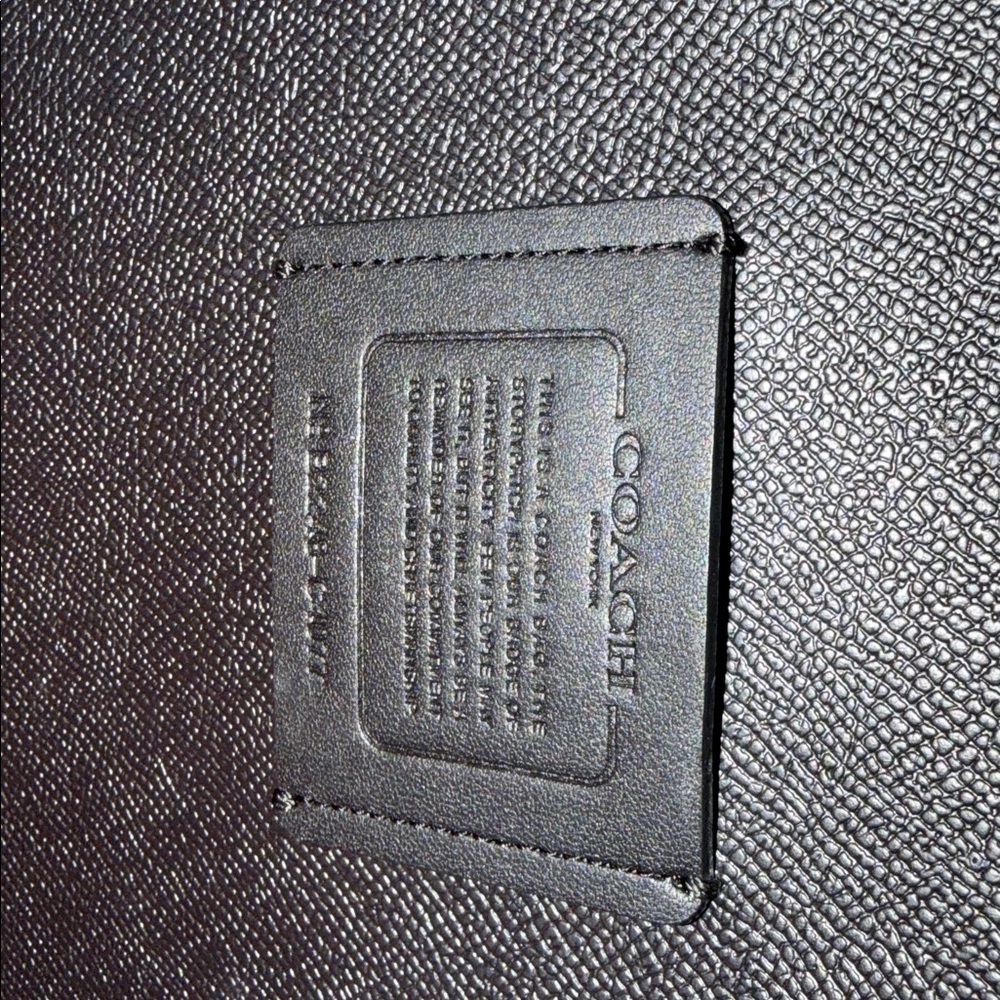 Coach Tatum carryall tore - Picture 12 of 12